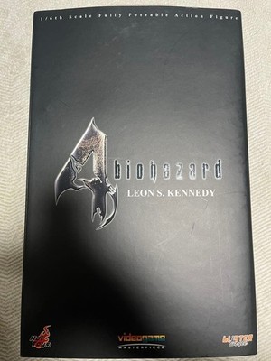 Hot Toys VGM01 Biobazard Resident Evil 4 Leon S. Kennedy Regular ver. 1/6 Figure