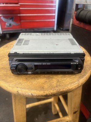 Sony CDX-GT210 FM/AM Compact Disc Player