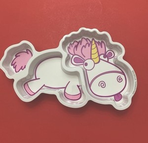 UNIVERSAL STUDIO FLUFFY UNICORN DESPICABLE ME MINI MAYHEM MELAMINE PORTION PLATE