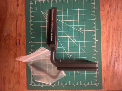 Kirk BL-D7000 Arca Type L Bracket for Nikon D7000 Cameras (#14159)
