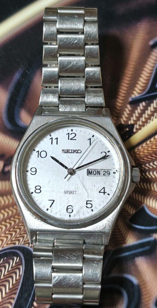 Seiko Spirit Vintage 1985 Watch 7N48-7000 Quartz Day-Date