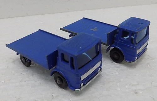 Lot of 2 ~ Lesney Matchbox - SITE HUT TRUCK - No 60 Used Vintage NO HUT