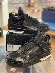 retro 4 negra