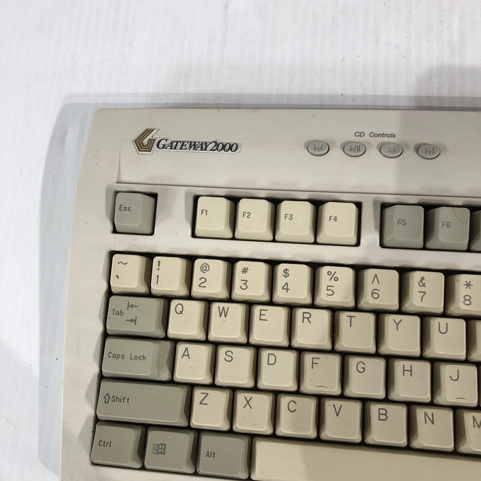 Used GATEWAY VINTAGE 1998 WIRED KEYBOARD P/N 7000985 - Untested - Image 2 of 4