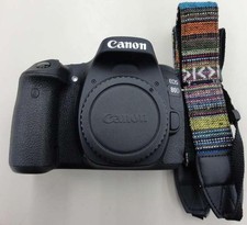 Canon EOS 80D Digital SLR Camera with 24.2MP APS-C CMOS, DIGIC 6, Vari-angle LCD