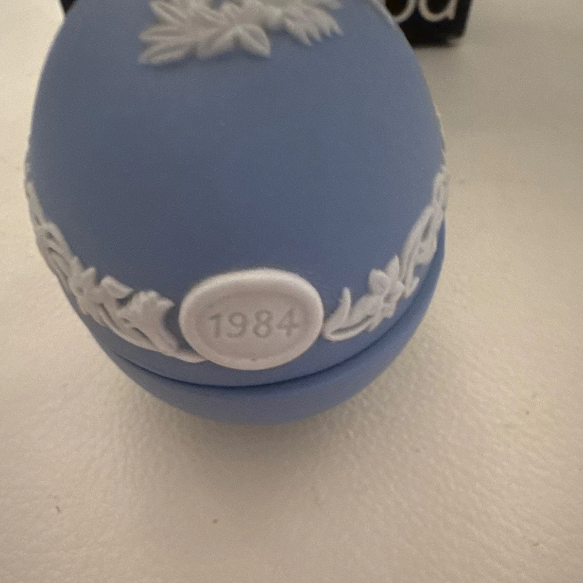 Wedgwood Lapwing 1984 Jasperware Blue Egg Trinket Box w/ Lid England 1984 w/ box