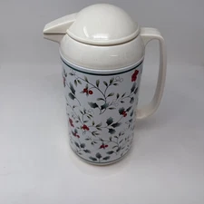 Vintage Christmas Oggi Vacuum Thermal Carafe Holly Winterberry. 1990 