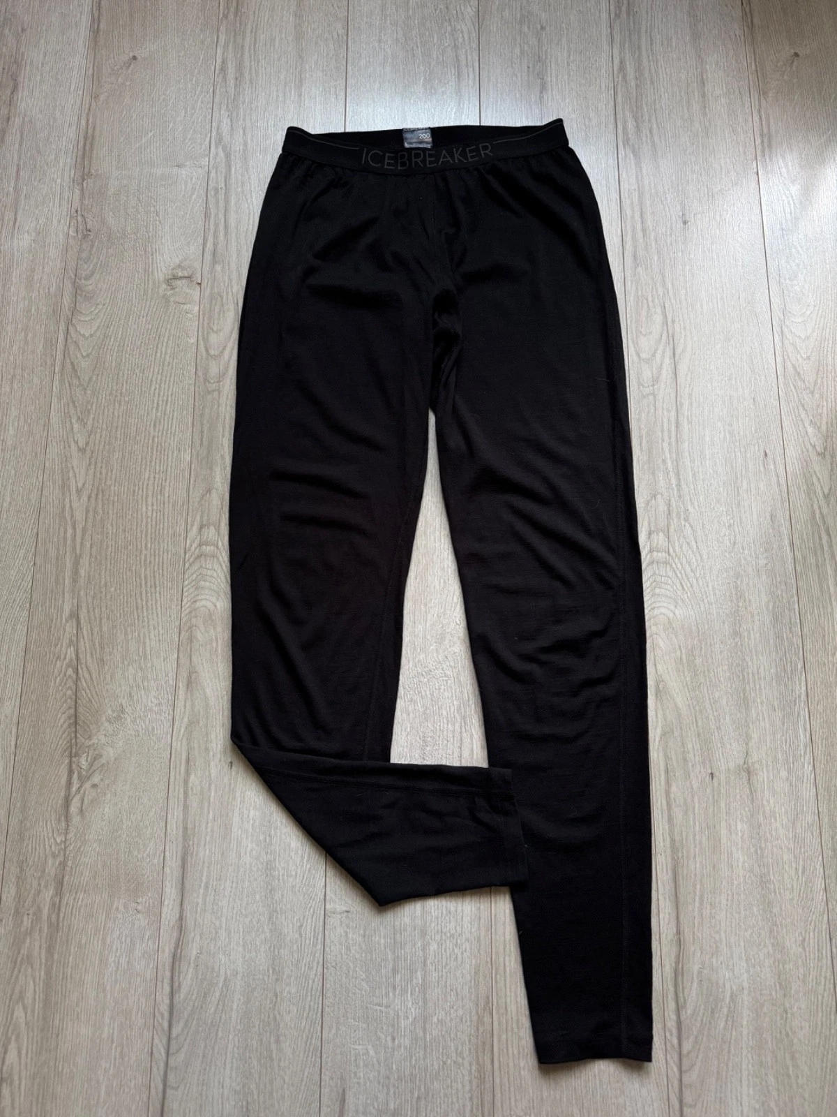 Icebreaker Mens 100% Merino Wool Bodyfit 200 Black Base Layer Leggings Pants L
Opens in a new window
