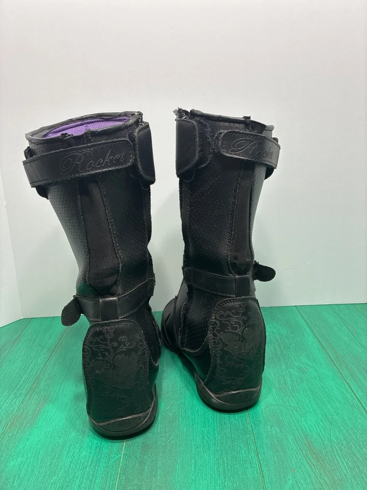 Botas femininas Joe Rocket Heartbreaker - Preto tamanho 6 - 1357-3010 - Imagem 2 de 4