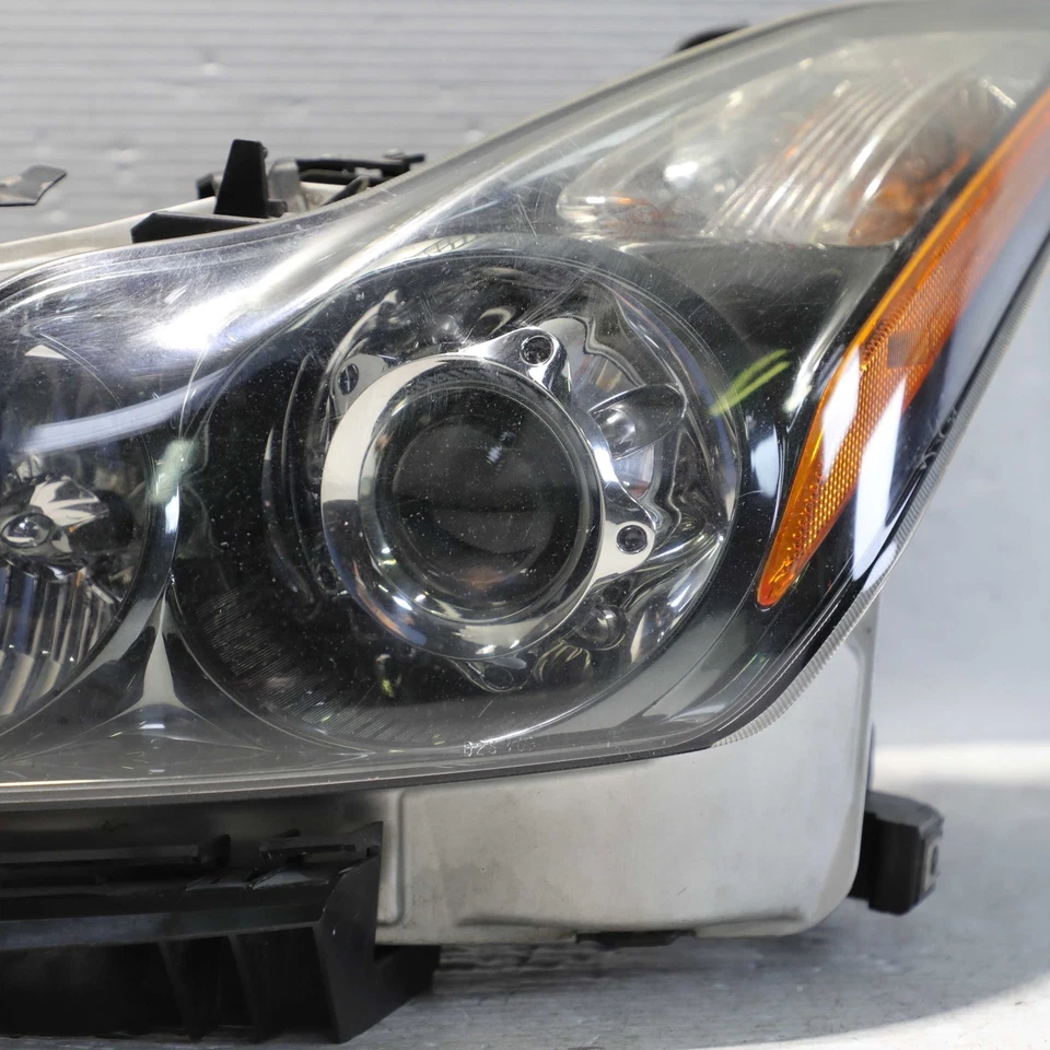 2008-2010 Infiniti G37 w/o Adaptive HID Left Side Headlight Assembly OEM - Image 4 of 4