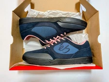 ES Swift 1.5 Mens Size 9 shoe Navy Pink Skateboarding Shoe