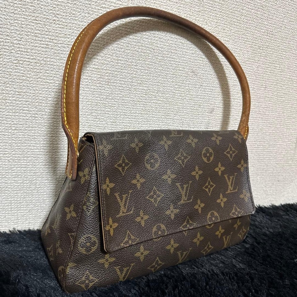 LOUIS VUITTON Mini Looping Monogram Canvas Vintage Flap Shoulder Bag M51147