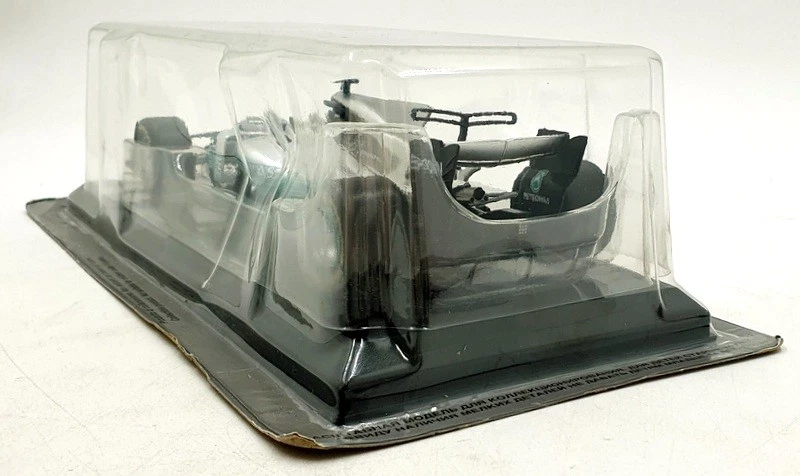 Altaya 1/24 Scale MW2ALA0058 - F1 Mercedes AMG W08 EQ Power+ L.Hamilton 2017 #44 - Image 2 of 4