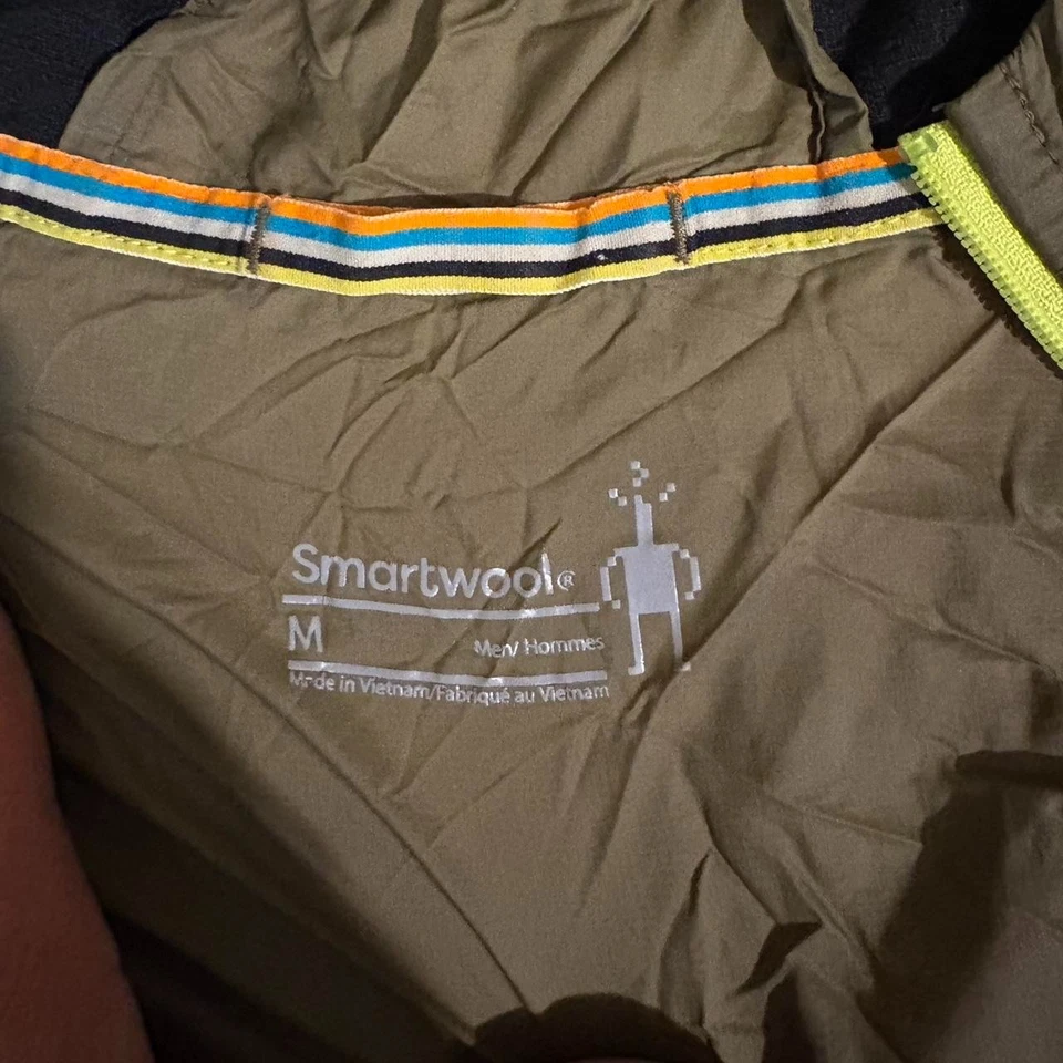 Smartwool Men’s Hooded Performance Jacket in olive lightweight - Image 2 of 4