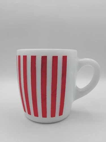 Vintage Hazel Atlas Red Candy Stripe White Milk Glass Coffee Tea Cups Mugs 8oz