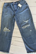 NWT Forever 21 Plus Women Size 16 90s Fit Relaxed Jeans Distressed Raw Hem