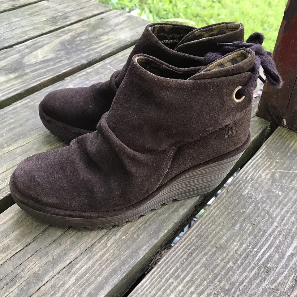 FLY London Yebi Espresso Suede Ruched Ankle Wedge Boots w Tie EU 37 US 6.5 Y2k - Image 2 of 4