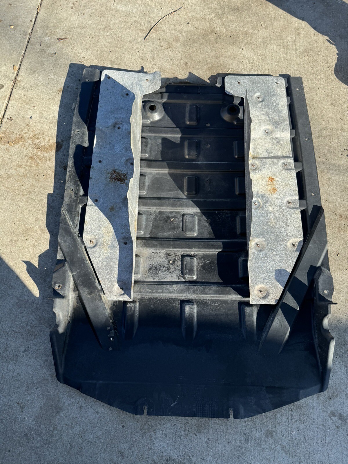 OEM 2004-2014 Rolls-Royce Phantom Underbody Panel Undertray Splash shield 717639