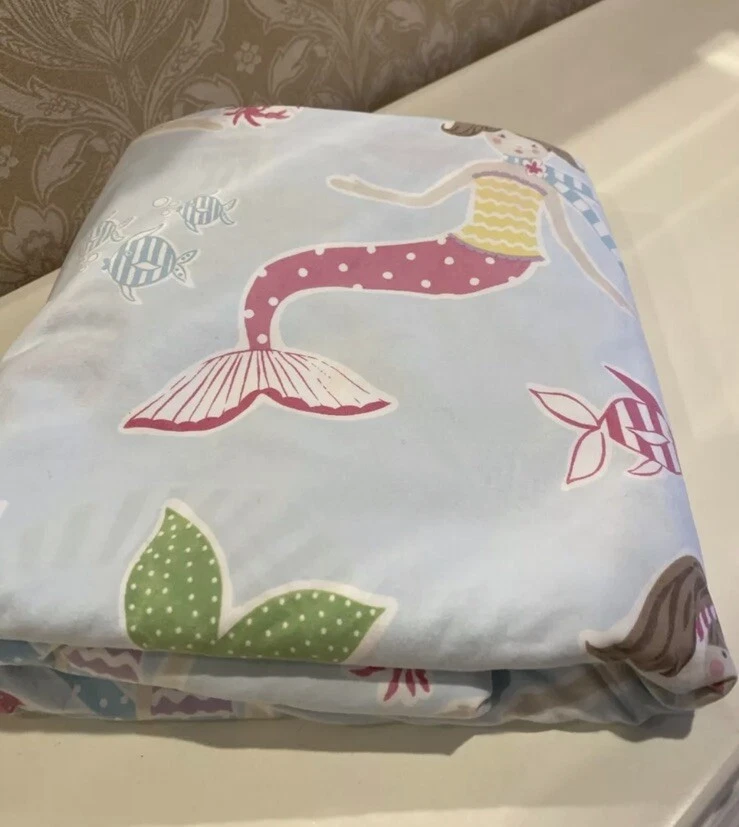Pottery Barn Kids PBK 美人鱼印花全/大号被套。 二手状况完好 (90 英寸 X88) — 第 2/4 张图片