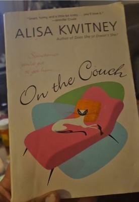 On the Couch Romantic Suspense 2004 Alisa Kwitney 9780060530792 Paperback Book 
