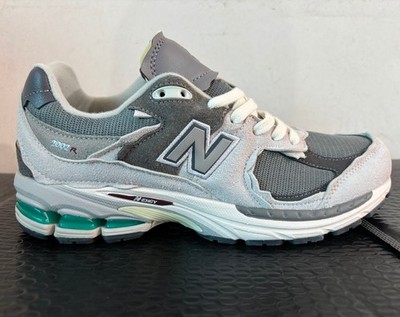 Size US 9 - New Balance 2002R Rain Cloud Protection Pack Men s Shoe No Box