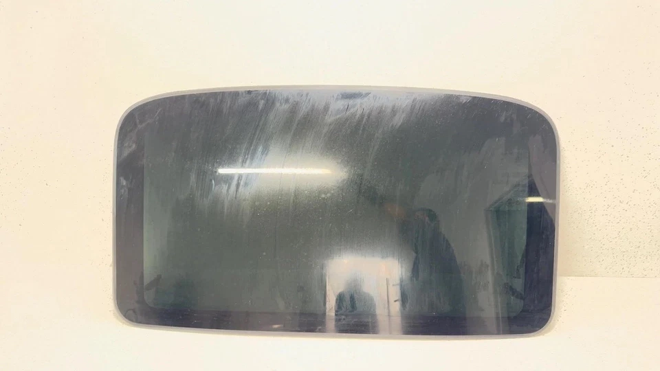 2000-2004 VOLVO 40 SERIES Roof Glass (glass Only) - Image 3 of 4