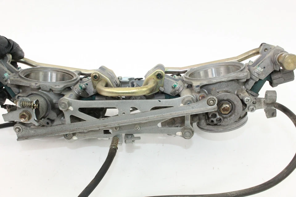 Carrocerías de acelerador Honda RC51 RVT1000R SP2 02-06 Foto 2 de 4