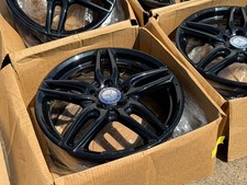 4x Oem Mercedes Cla250 2017-2019 18 Amg Wheels Rims 85530 A1764010700 18x7.5