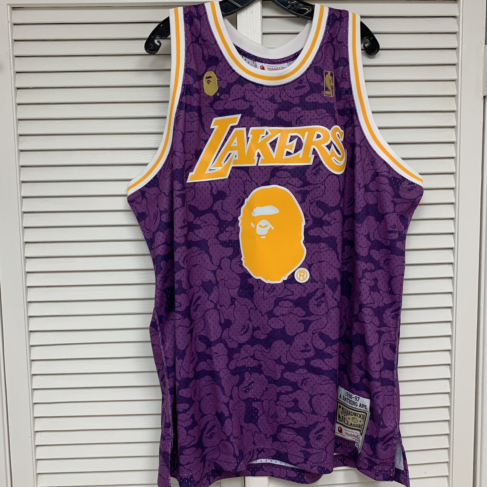 Bape x Mitchell＆Ness Los Angeles Lakers Jersey Tanktop Yellow Size 2XL NWT