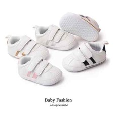 White Prewalker Baby Shoes Boy Girls Toddler Sneakers Size 0-18 Months Crib