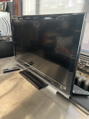Sony Bravia 40  LCD HDTV Television KDL-40V4100 Great Condition! No Remote!