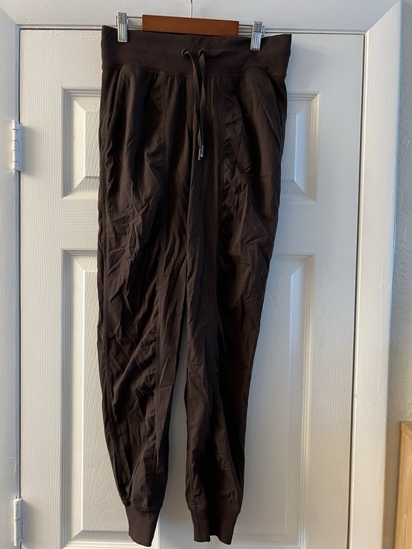 LULULEMON DRAWSTRING ELASTIC WAIST JOGGER POCKETS PULL ON PANTS SIZE 6