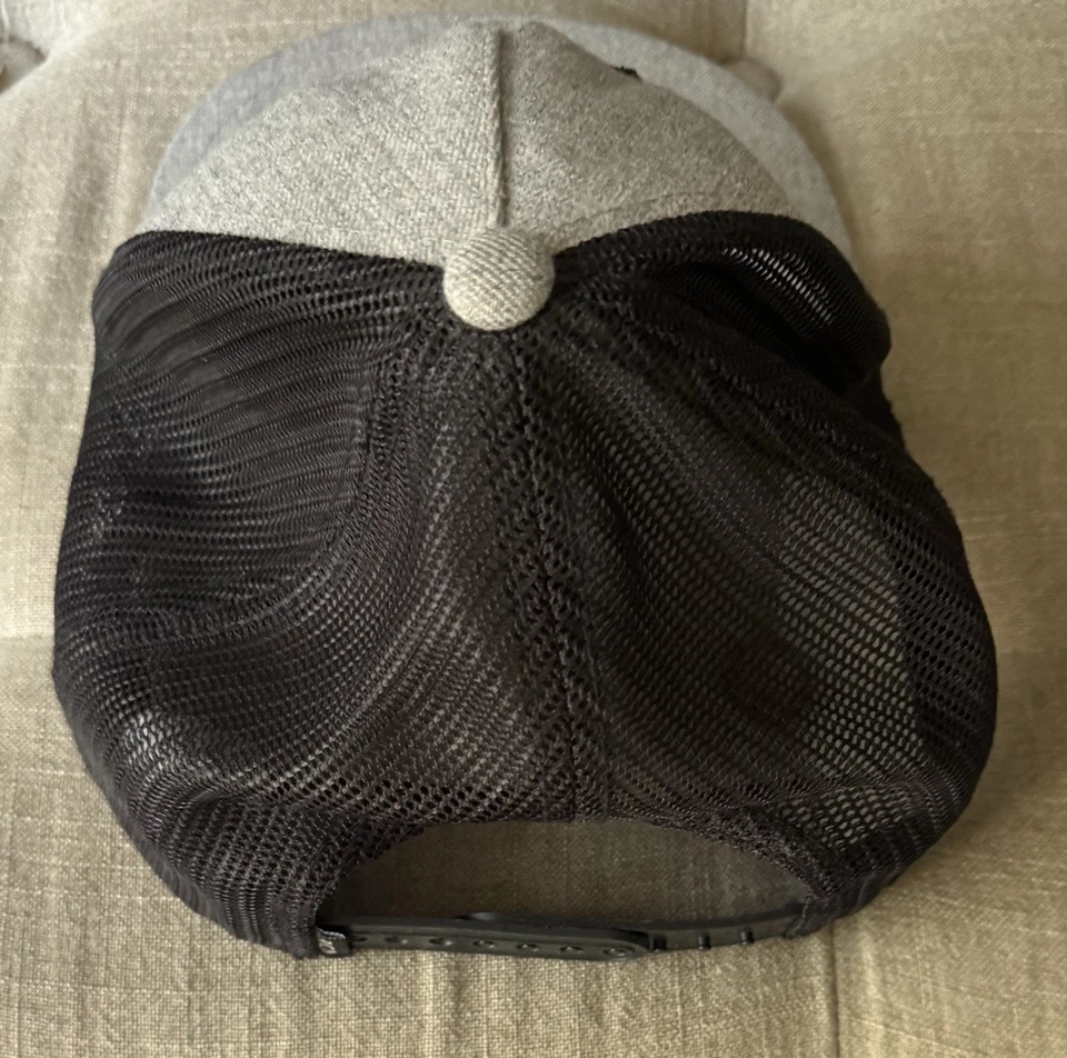 RVCA Men's Snapback Hat Cap Gray & Black Adjustable Trucker Hat PO#KFL06 - Image 4 of 4