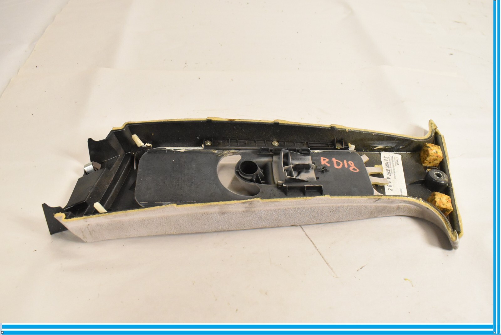 Maserati Quattroporte 2003-2012 Front Right Upper Trim cover
