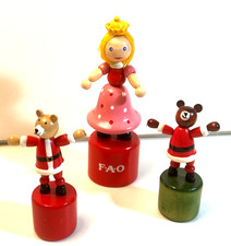 Geoffrey Toys R Us Wood Push Button Collapsible Figure FAO  2 Santa Bears Lot