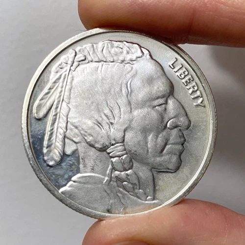 1 Oz Silver Buffalo Round Coin .999 Fine, Liberty, No date, Uncirculated