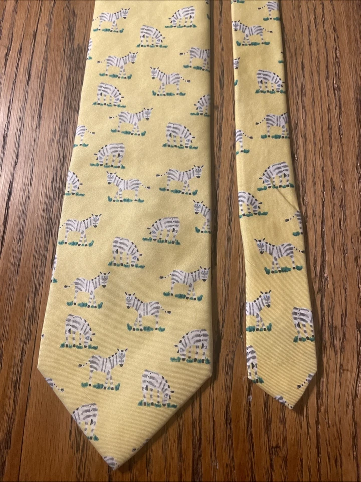 Винтажный мужской галстук EUC Alynn Neckwear Zebras Tiny Animal шелковый галстук сделано в США - Изображение 4 из 4