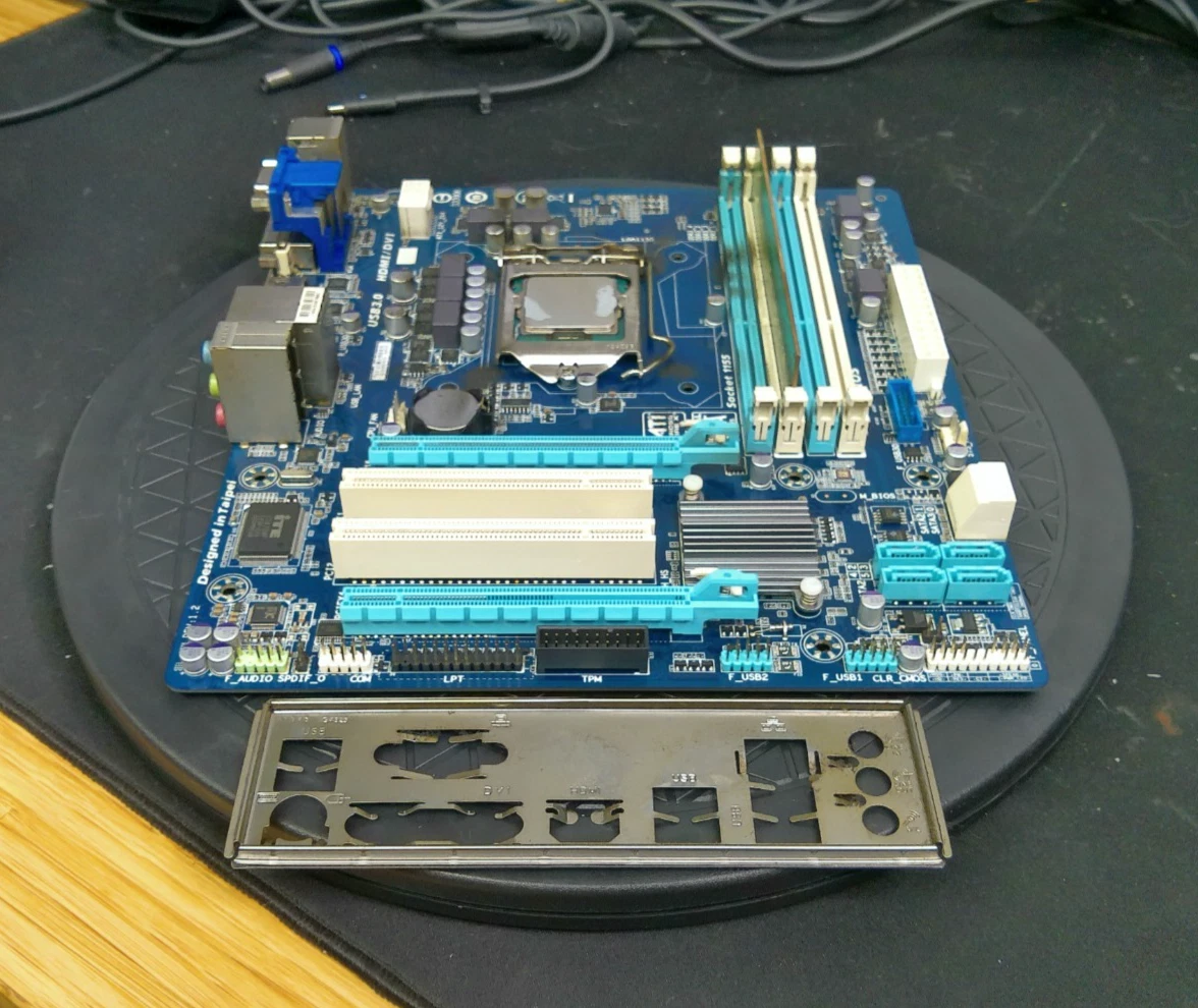 Gigabyte Ga B75m D3h for sale | eBay