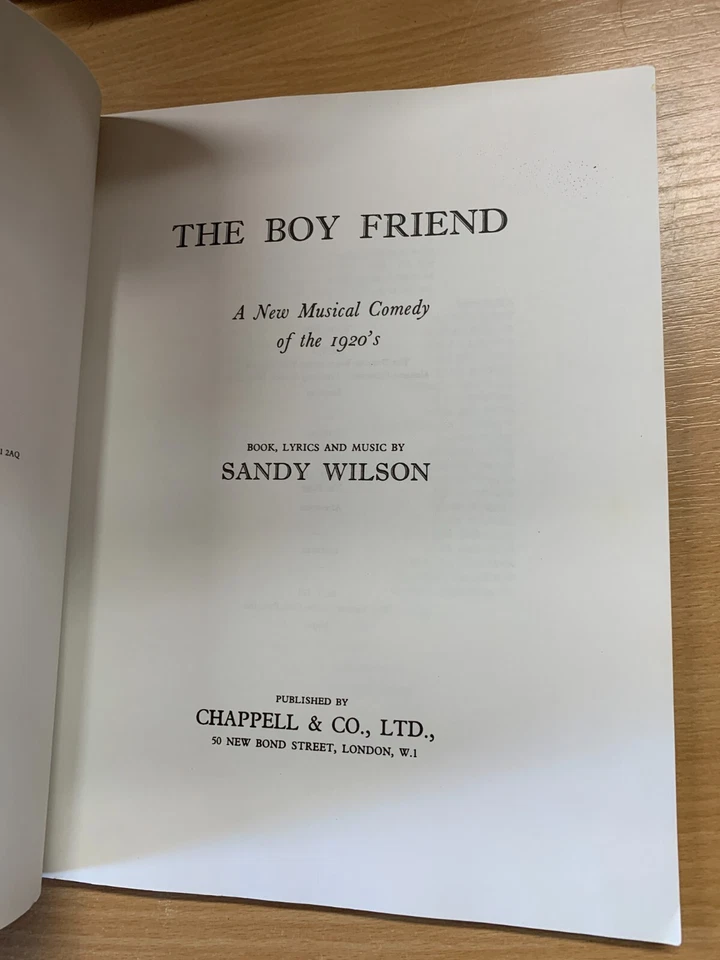 VOCAL SCORE "THE BOY FRIEND" SANDY WILSON 1920s MUSICAL COMEDY PB BOOK (P3) - Image 4 of 4