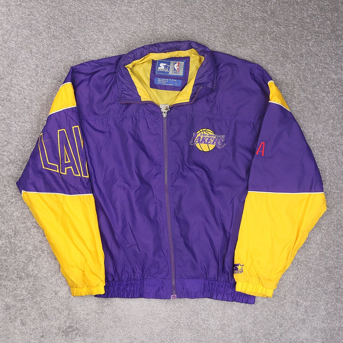 starter lakers ナイロンジャケット ナイロンプルオーバー Vintage Starter NBA Los Angeles Lakers Large Purple Yellow Full