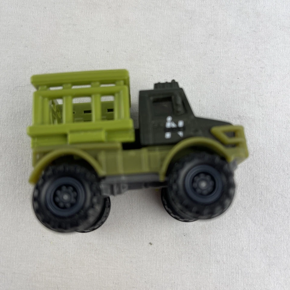 Matchbox Jurassic World Jeep Wrangler Humvee Unimog Transporter Loose Lot - Image 2 of 4