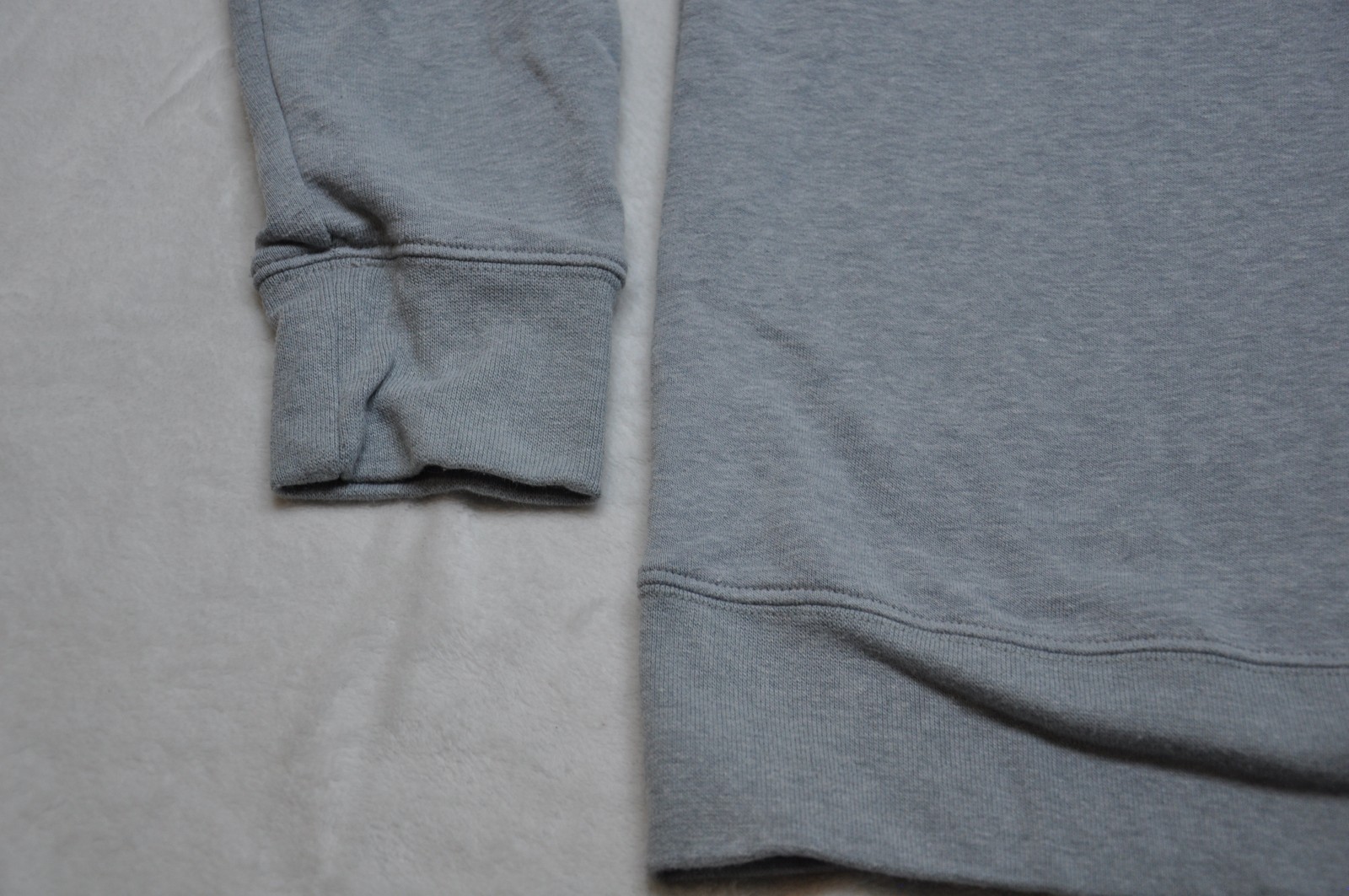 Under Armour Pullover Mens Small Quarter Zip Sweatshirt HeatGear Athletic Top