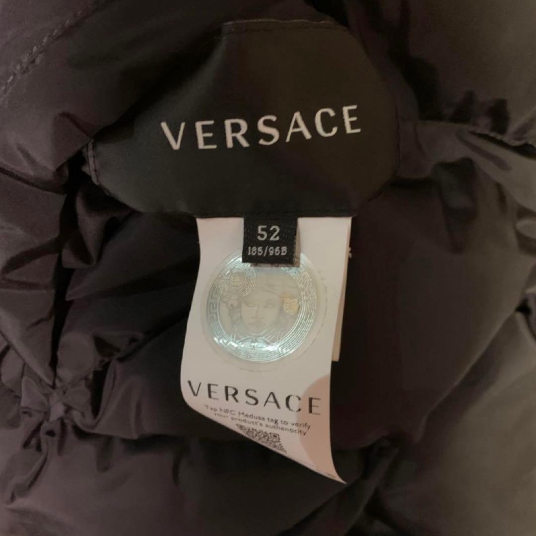 VERSACE Baroque pattern reversible down jacket 52 - image 7