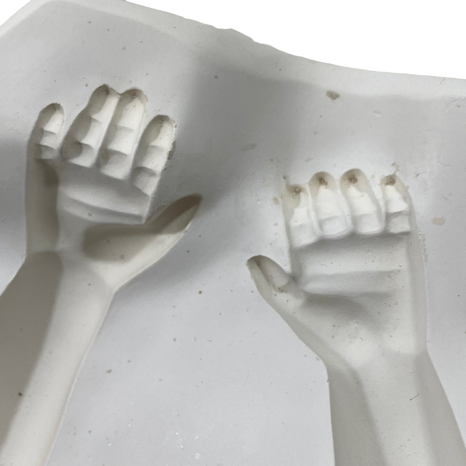 Byron Molds | B104c | 1974 | Arms | Slip Cast | Vintage