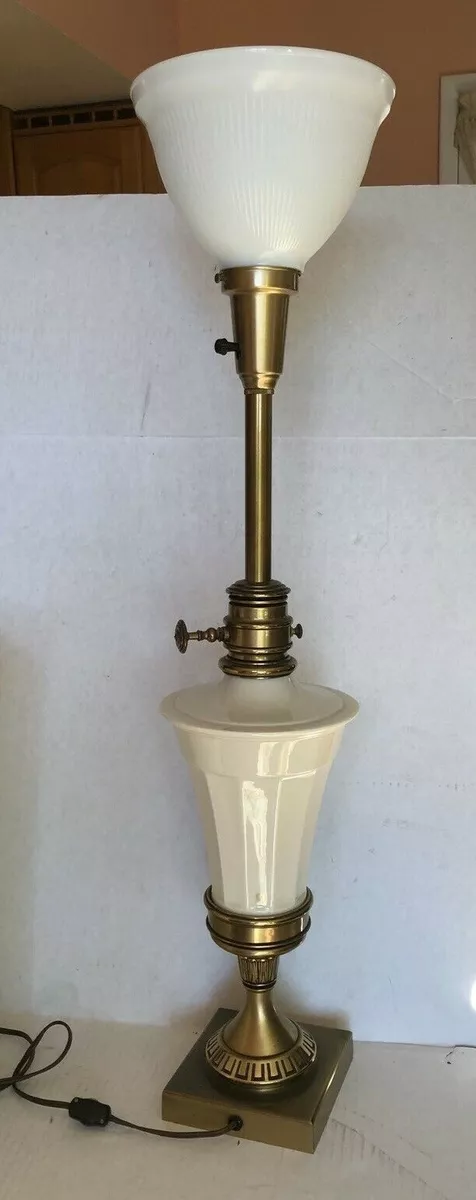 Vtg Lenox Porcelain Solid Brass Hollywood Regency Torchiere Lamp. 33 Signed