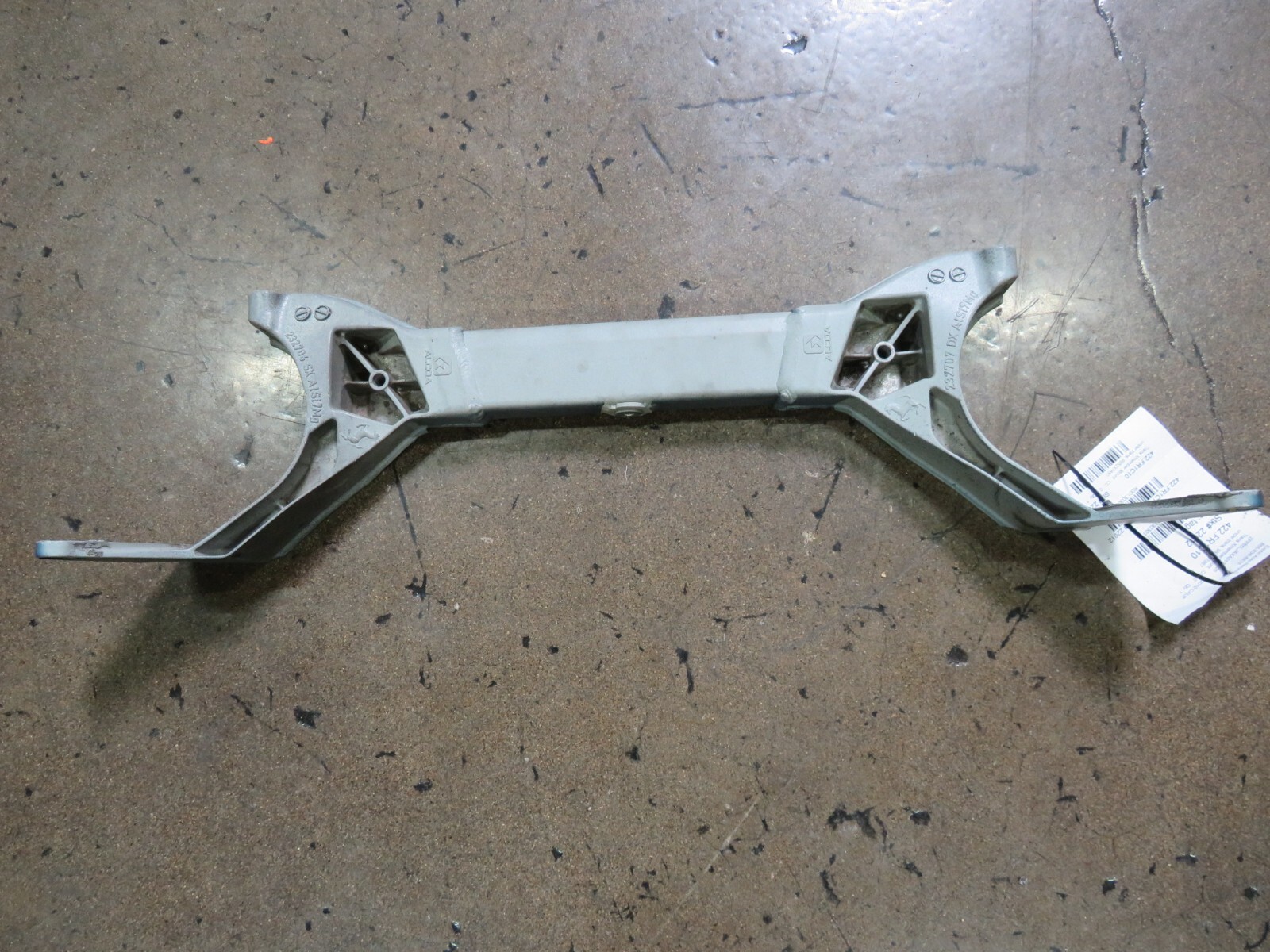 Ferrari California, Under Transmission, Xmember Mount, Used, P/N 985237867