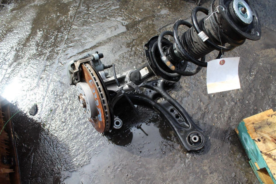 Montaje rodilla AUDI A3 izquierda 22 Foto 4 de 4