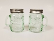 NEW MASON CRAFT PALE GREEN GLASS JAR + HANDLE SALT & PEPPER S,P SHAKER SET- BOX