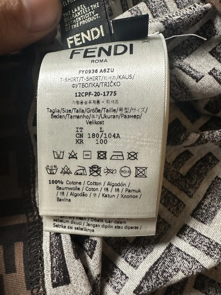 Camiseta de diseñador Fendi talla grande Foto 4 de 4