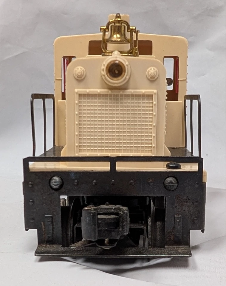 Lionel 57 AEC Yard Switcher - Image 3 of 4